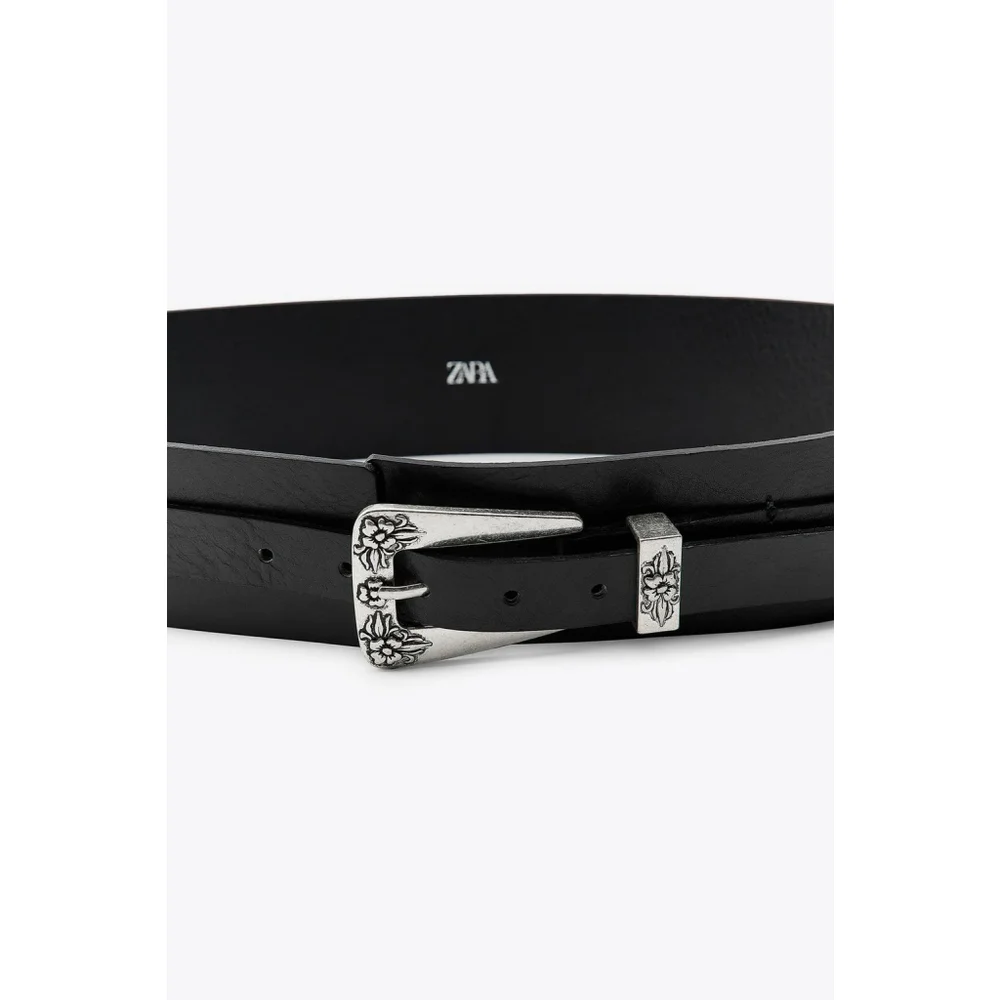 Leather Belt with Metal Pieces Size 32 US